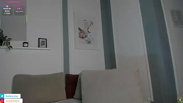 EnriqueBarberry online show from November 7, 2025, 6:24 am