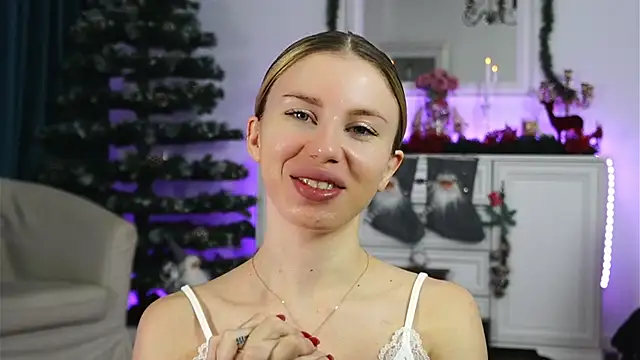 ivyleague  online show from November 23, 2025, 5:40 am