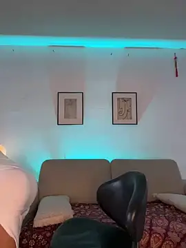 Susi bell online show from February 22, 2025, 10:52 pm