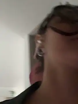 Susi bell online show from March 20, 2025, 10:18 pm