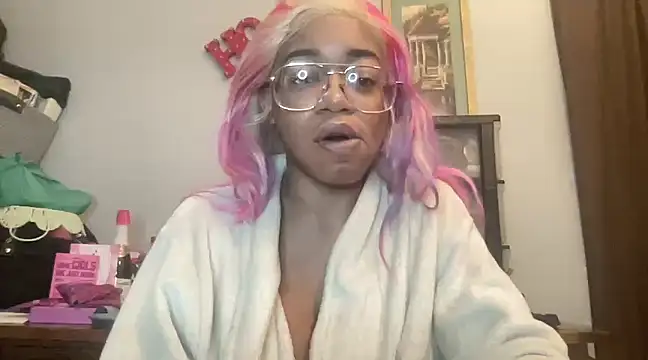 MommyConfident online show from March 3, 2025, 12:04 am