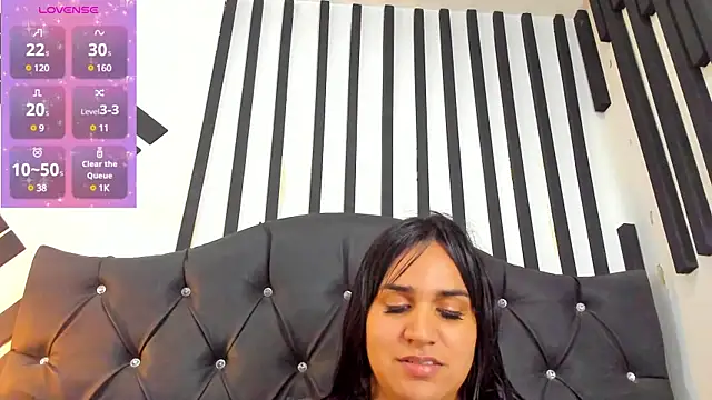 Kagome01 online show from January 5, 2025, 5:09 pm