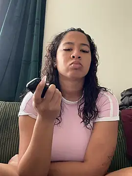 Snapshot of VanessaBling chatting on January 7, 2026, 3:58 pm VanessaBling online show from January 7, 2026, 3:58 pm