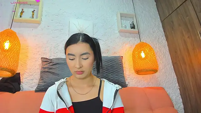 emiily s online show from September 17, 2025, 12:07 pm