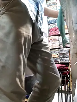 Snapshot of farabi9999 chatting on October 28, 2025, 9:24 am farabi9999 online show from October 28, 2025, 9:24 am