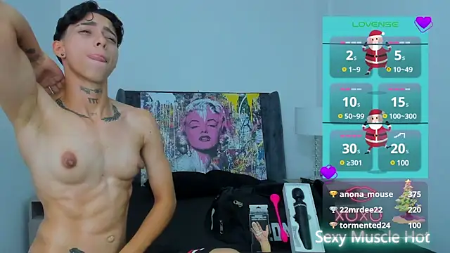 AmberAdams  online show from December 31, 2024, 8:15 am