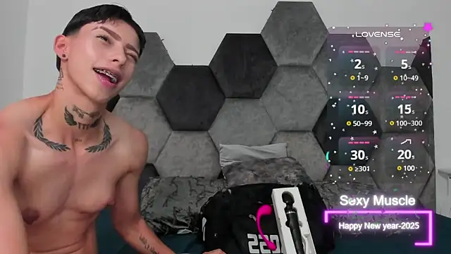 AmberAdams  online show from February 10, 2025, 4:58 pm