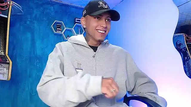 Liam lee online show from January 17, 2025, 1:03 pm