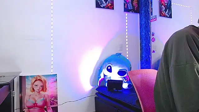 Liam lee online show from November 14, 2025, 2:49 pm