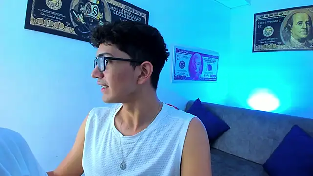 TylerWhite  online show from December 29, 2024, 3:00 am