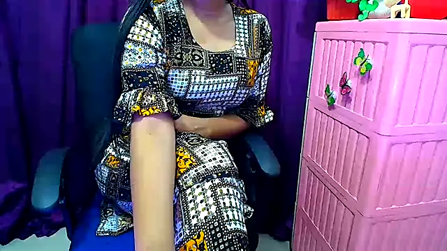 Snapshot of Kashish_11 chatting on March 5, 2025, 9:59 pm Kashish 11 online show from March 5, 2025, 9:59 pm