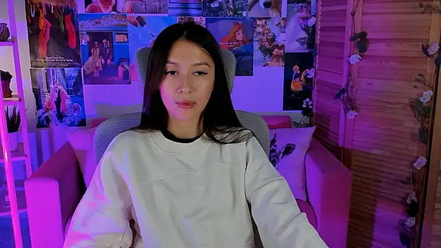 LanaBaker online show from December 5, 2024, 5:48 am