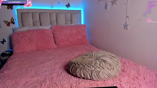 ms afrodita  online show from September 21, 2025, 5:14 pm