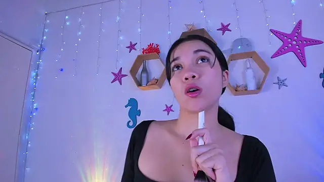 Emiily Parkerr online show from September 27, 2025, 3:11 am