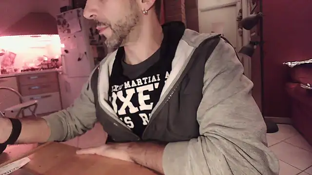 Snapshot of fenicexxx chatting on December 2, 2024, 3:36 pm fenicexxx online show from December 2, 2024, 3:36 pm