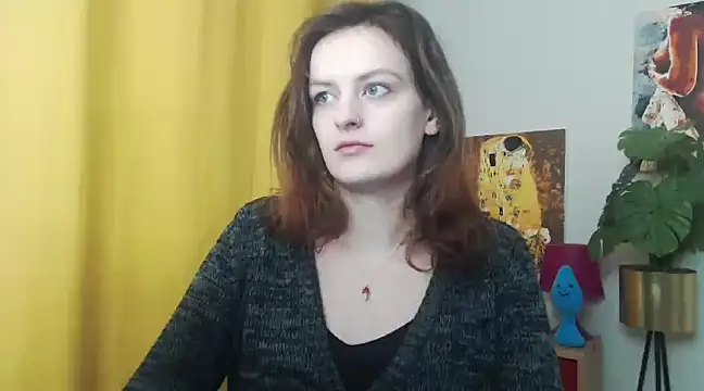 juicyNadine online show from December 5, 2024, 6:21 am