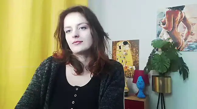 juicyNadine online show from December 16, 2024, 9:24 am