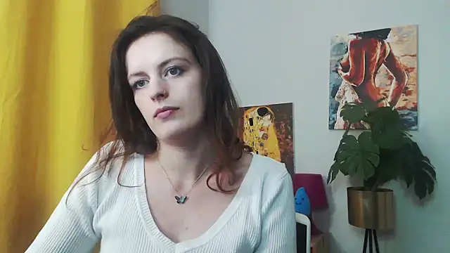 juicyNadine online show from January 3, 2025, 9:25 am