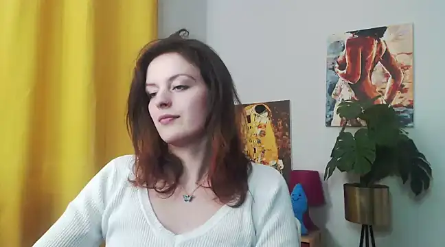 juicyNadine online show from January 3, 2025, 12:30 pm