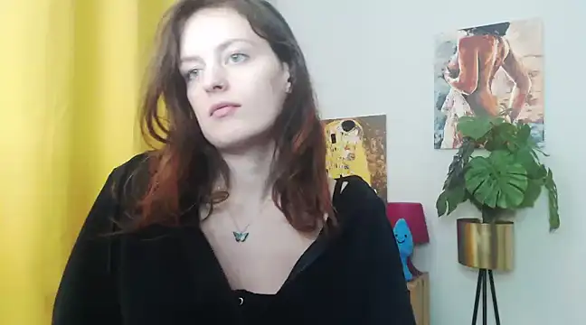 juicyNadine online show from January 15, 2025, 9:24 am