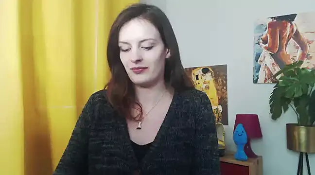 juicyNadine online show from January 27, 2025, 10:06 am