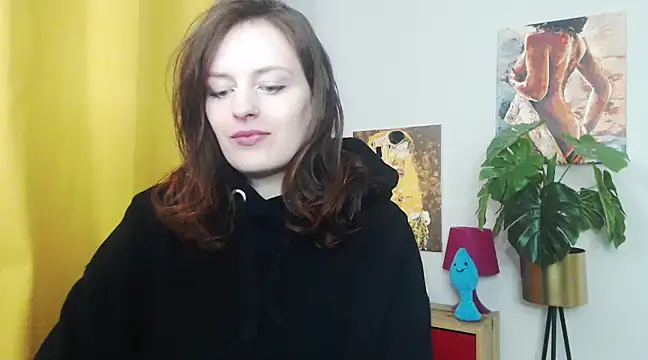 juicyNadine online show from February 17, 2025, 6:20 am