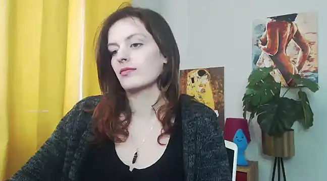 juicyNadine online show from March 3, 2025, 12:27 pm