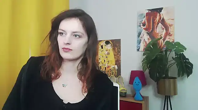 juicyNadine online show from March 10, 2025, 9:21 am