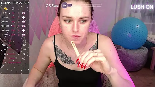 Bella  Swoon online show from February 13, 2025, 3:35 pm