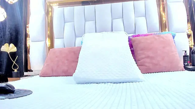 Snapshot of RileySweett chatting on September 25, 2025, 11:47 am RileySweett online show from September 25, 2025, 11:47 am