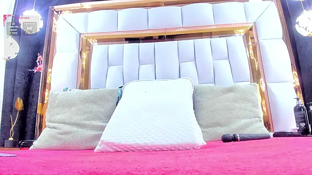 Snapshot of RileySweett chatting on January 17, 2026, 11:48 am RileySweett online show from January 17, 2026, 11:48 am