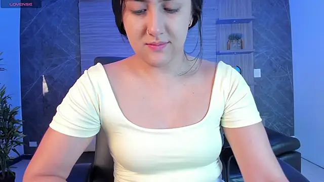 paulina sweett  online show from January 15, 2026, 10:42 am