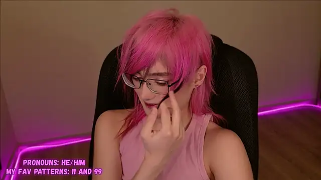 CuteYukiKun online show from March 16, 2025, 7:49 pm