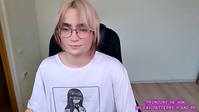 CuteYukiKun online show from September 29, 2025, 7:57 am