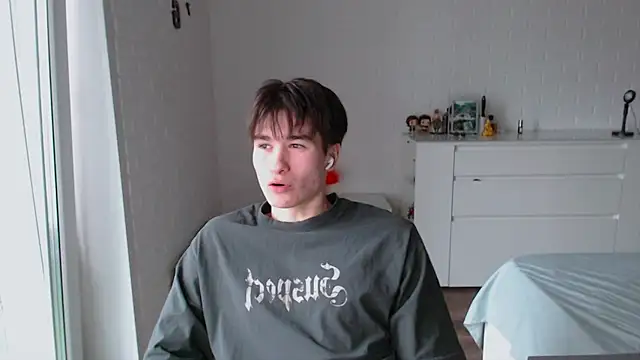 MarkusDean online show from December 5, 2025, 5:49 am