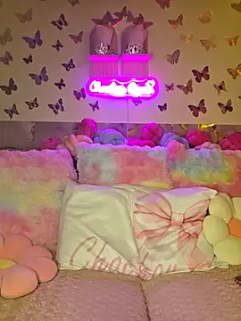 Chachou000 online show from March 1, 2026, 8:00 pm