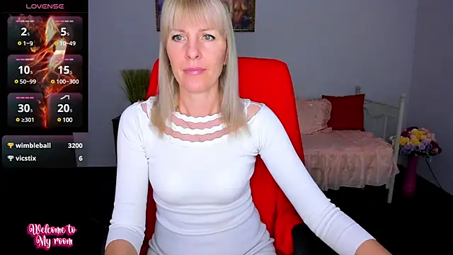 Snapshot of Anita_Tayson chatting on March 11, 2025, 10:07 am Anita Tayson online show from March 11, 2025, 10:07 am
