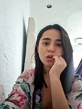 Snapshot of estibaliz chatting on September 14, 2025, 8:19 pm estibaliz online show from September 14, 2025, 8:19 pm