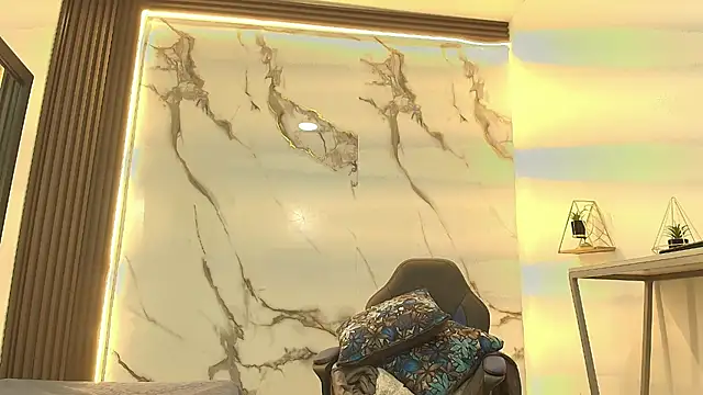 Lindsey8 online show from February 11, 2026, 11:26 am