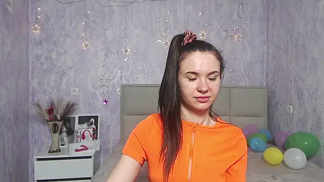 KaraCriegs online show from January 22, 2025, 4:44 am
