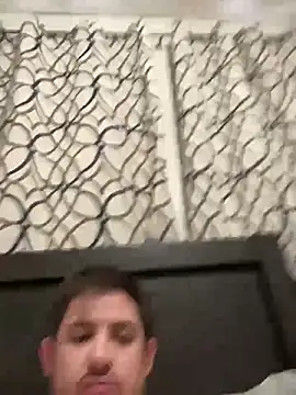 caliguy37 online show from December 5, 2024, 9:06 pm