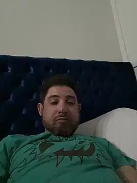 caliguy37 online show from February 19, 2025, 5:38 am