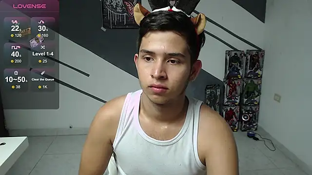 Snapshot of harold_18_ chatting on December 9, 2024, 10:30 pm harold 18 online show from December 9, 2024, 10:30 pm