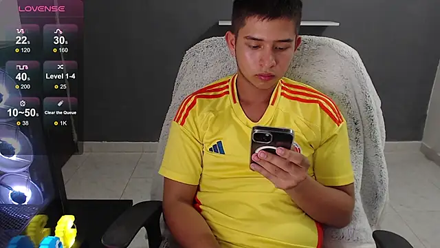 Snapshot of harold_18_ chatting on January 11, 2025, 10:51 pm harold 18 online show from January 11, 2025, 10:51 pm