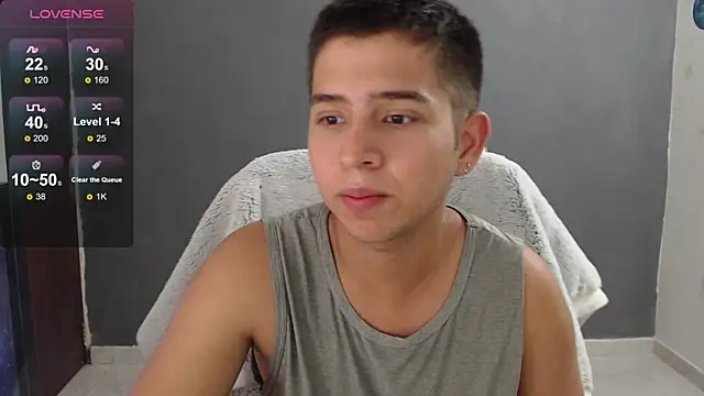 Snapshot of harold_18_ chatting on February 7, 2025, 6:13 pm harold 18 online show from February 7, 2025, 6:13 pm