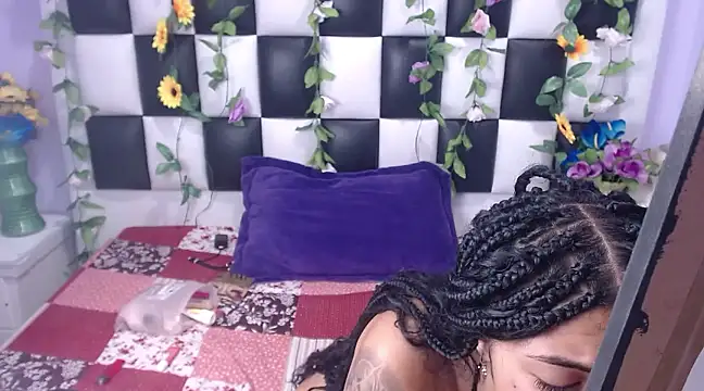 Snapshot of arianaa_tompsoon chatting on December 12, 2024, 2:59 am arianaa tompsoon online show from December 12, 2024, 2:59 am