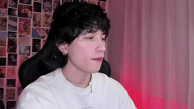 Snapshot of liamelf chatting on October 16, 2025, 2:34 am liamelf online show from October 16, 2025, 2:34 am