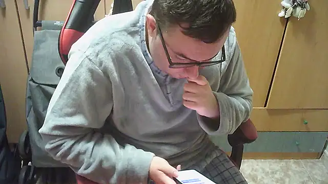 Javier bear online show from January 10, 2025, 10:57 pm