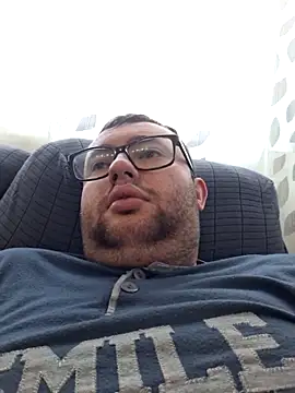 Javier bear online show from February 3, 2026, 9:47 am