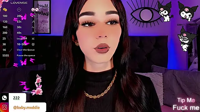 kimMaddiee online show from October 5, 2025, 5:50 am